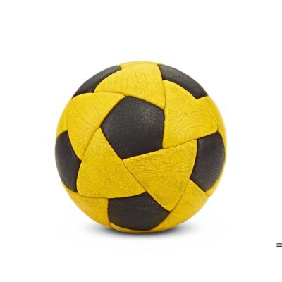 adidas_Fussball adidas archive Eduard Wellmann, © studio waldeck