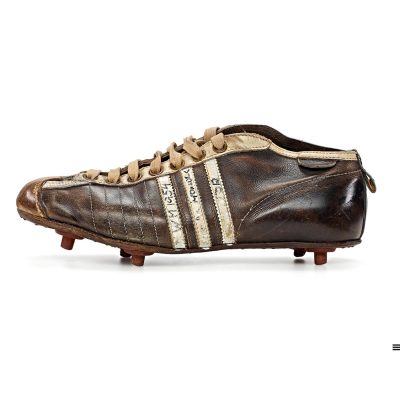 adidas_F-160b_BP1_0296 adidas archive Eduard Wellmann, © studio waldeck