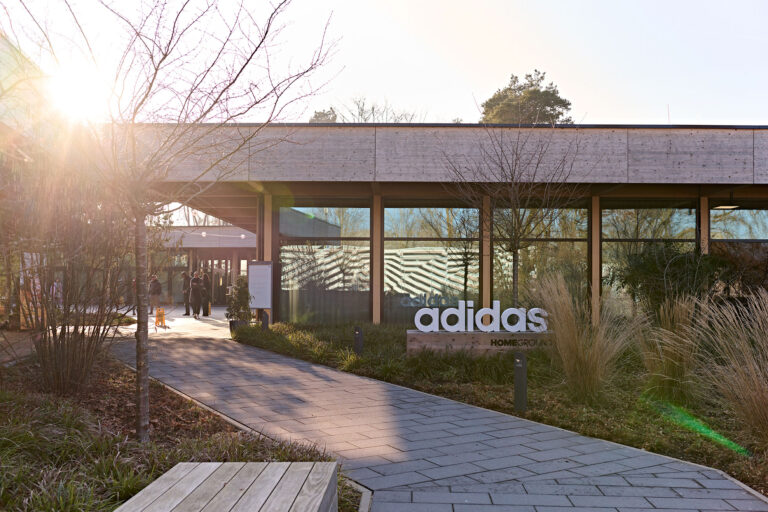 Architektur home ground adidas Herzogenaurach Eduard Wellmann