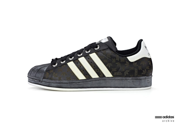 Schuh adidas archive Fotografie Eduard Wellmann