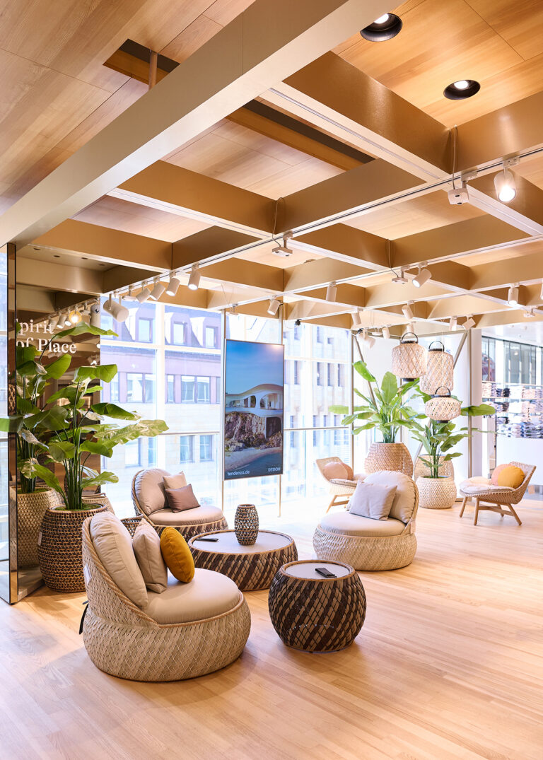 DEDON-Möbel fotografiert von Eduard Wellmann im Breuninger in Nürnberg