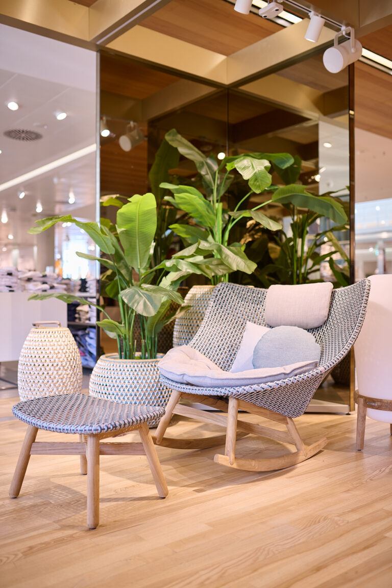 DEDON-Möbel fotografiert von Eduard Wellmann im Breuninger in Nürnberg