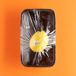 Fotografie Eduard Wellmann Zitrone in Plastik-Verpackung